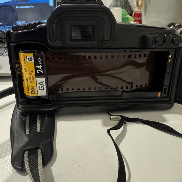 Canon EOS Rebel X W/ Canon EF 50mm 1:18 II Lens. "No Battery* UNTESTED. (READ) - Picture 9 of 15